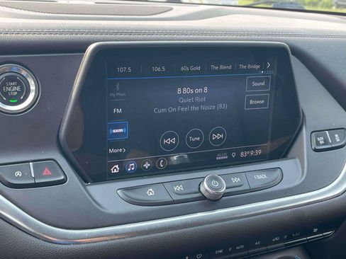 Used 2020 Chevrolet Blazer LT FWD image 18