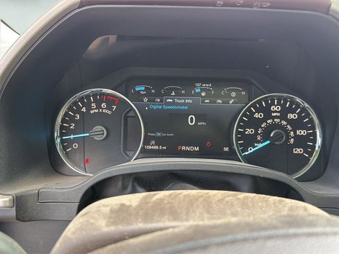 Used 2018 Ford F150 Lariat w/ Equipment Group 502A Luxury AWD/4WD image 14