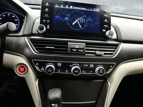Used 2020 Honda Accord EX image 13