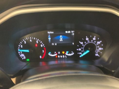 Used 2020 Ford Escape SE image 18