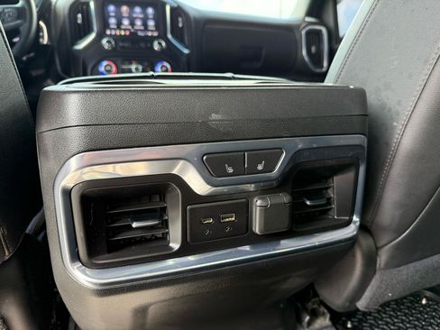 Used 2021 GMC Sierra 2500 AT4 w/ Gooseneck/5TH Wheel Package AWD/4WD image 16