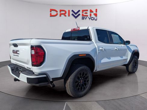 New 2026 GMC Canyon Elevation w/ Convenience Package RWD image 6
