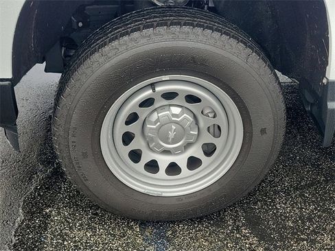 Used 2026 Chevrolet Silverado 1500 W/T w/ Trailering Package image 7