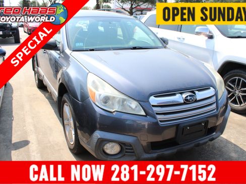 Used 2014 Subaru Outback 2.5i w/ Alloy Wheel Package AWD/4WD image 1