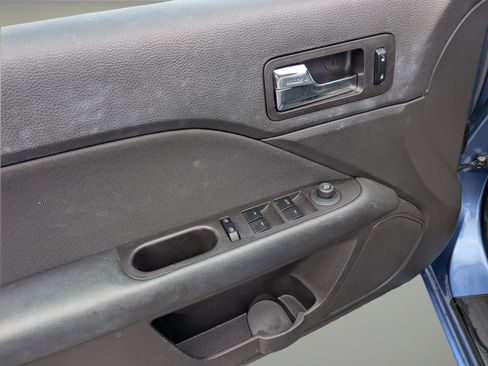 Used 2010 Ford Fusion SE image 9