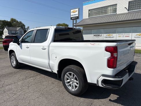 Used 2022 Chevrolet Silverado 1500 RST image 9