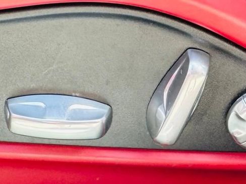 Used 2019 Porsche Panamera image 10