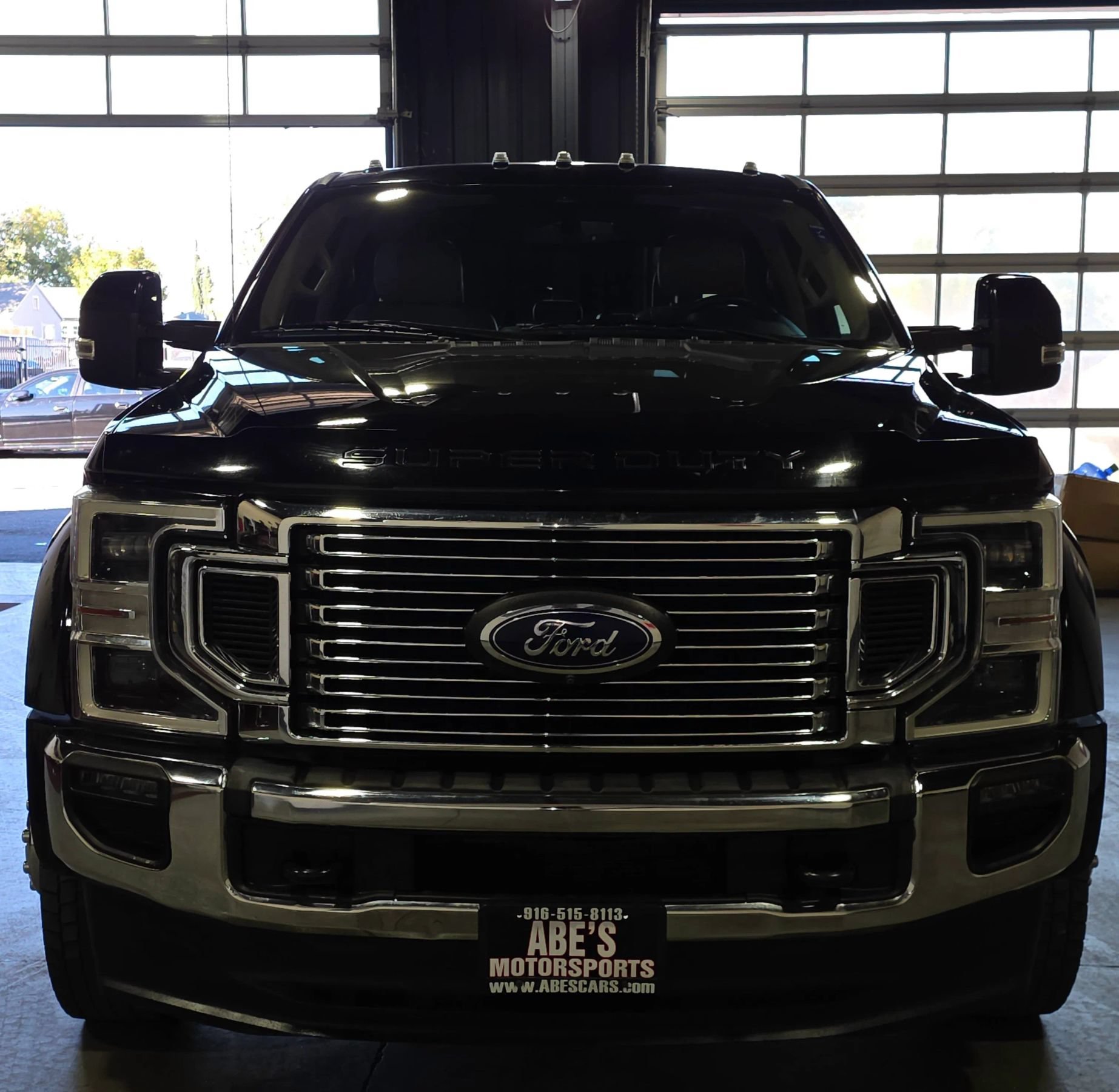 Used 2020 Ford F450 Lariat w/ Lariat Ultimate Package AWD/4WD image 2