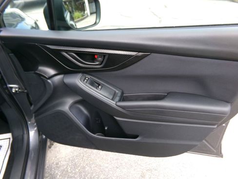 Used 2018 Subaru Impreza 2.0i AWD/4WD image 22