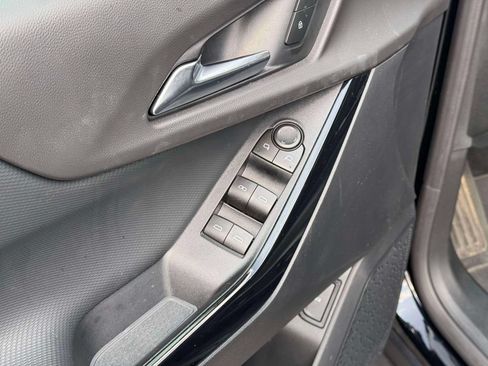 Used 2026 Chevrolet Equinox LT w/ Convenience Package II AWD/4WD image 19