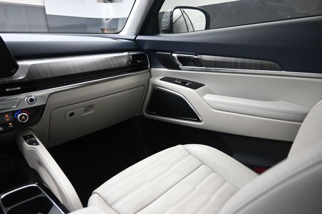 Used 2025 Kia Telluride SX Prestige AWD/4WD image 27
