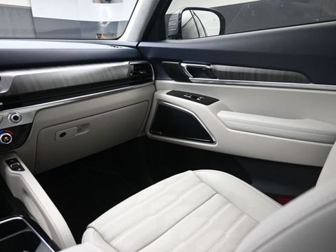 Used 2025 Kia Telluride SX Prestige AWD/4WD image 27