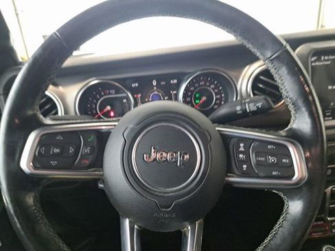 Used 2020 Jeep Gladiator Rubicon image 11