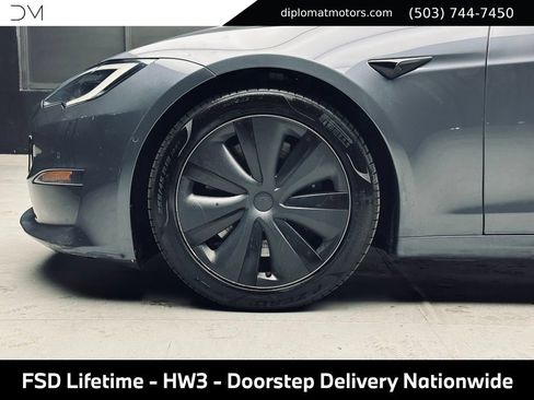 Used 2022 Tesla Model S AWD/4WD image 35
