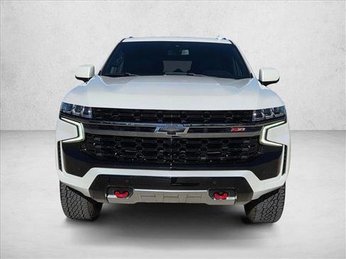 Used 2022 Chevrolet Tahoe Z71 w/ Luxury Package image 2