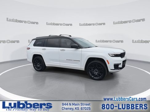 Used 2024 Jeep Grand Cherokee L Summit w/ Advanced Protech Group IV image 2