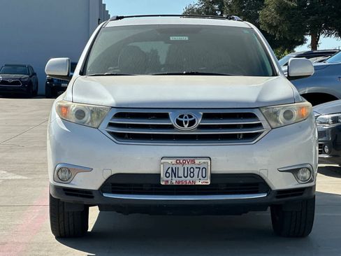 Used 2011 Toyota Highlander 2WD w/ Tech Pkg image 11