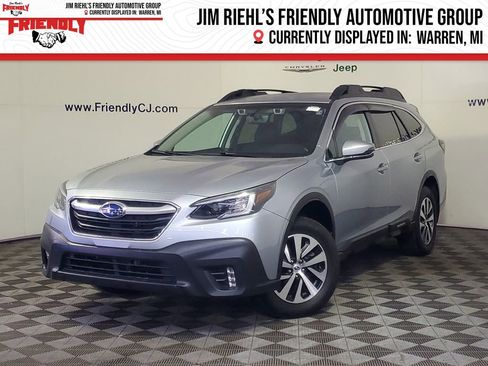 Used 2020 Subaru Outback Premium image 1