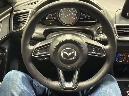 Used 2017 MAZDA MAZDA3 Sport w/ Preferred Equipment Package image 10