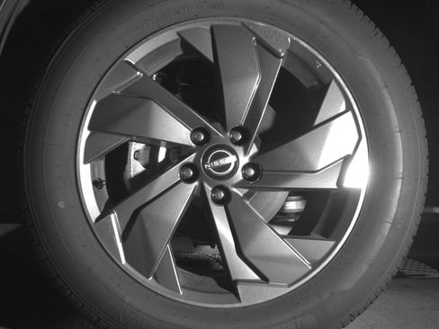 Used 2025 Nissan Rogue SV FWD image 12