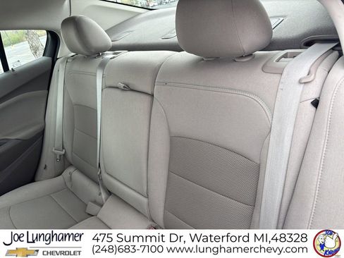 Used 2016 Chevrolet Cruze LT w/ Convenience Package FWD image 12