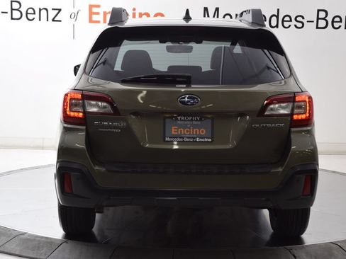 Used 2018 Subaru Outback 2.5i Limited AWD/4WD image 5