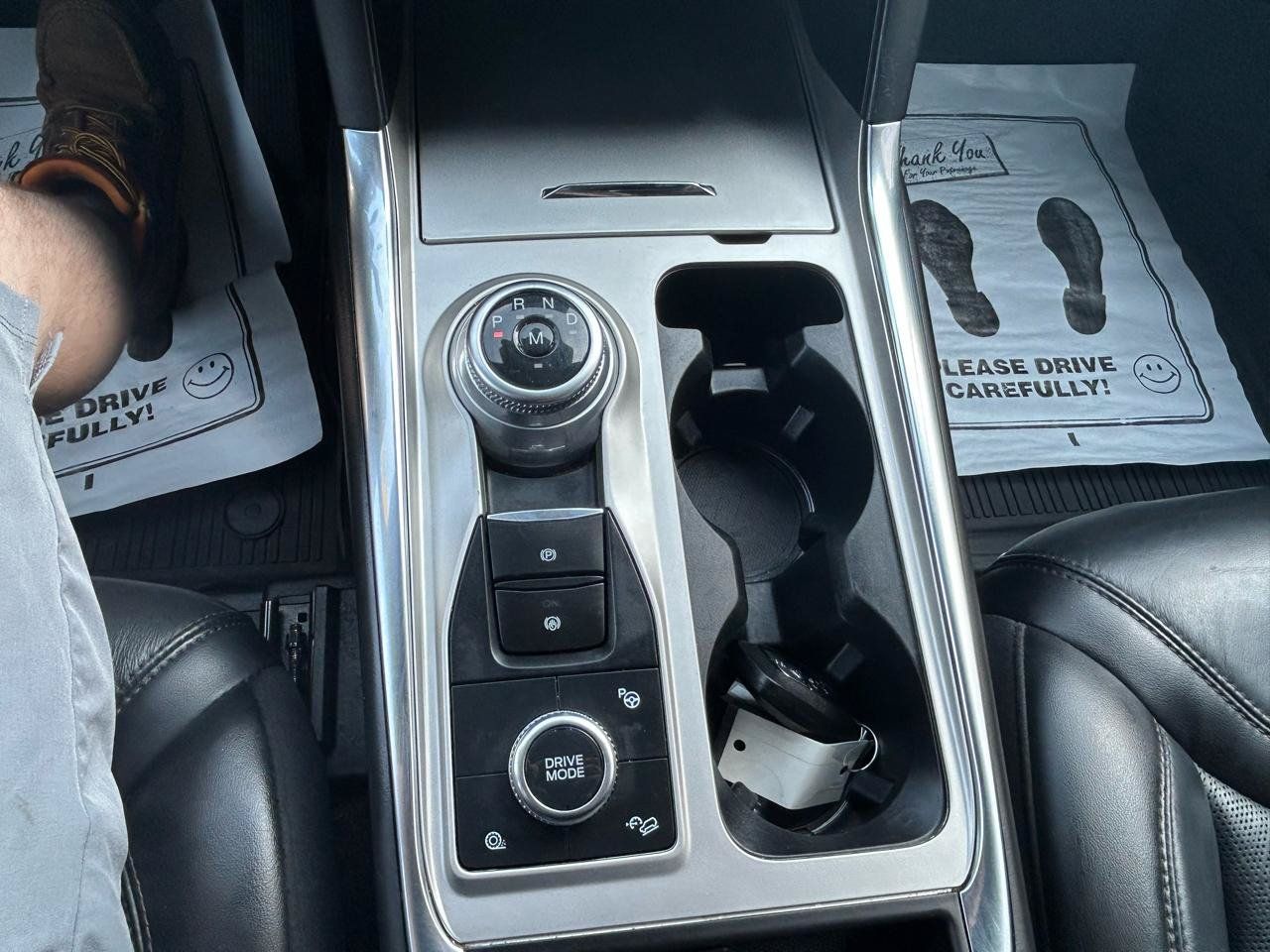 Used 2021 Ford Explorer Platinum w/ Premium Technology Package AWD/4WD image 25
