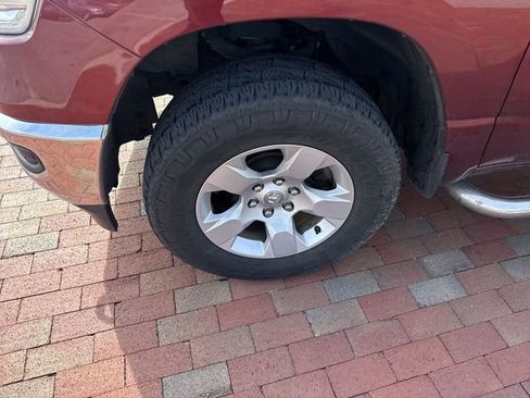 Used 2020 RAM 1500 Big Horn AWD/4WD image 2