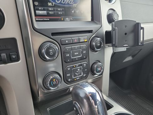 Used 2014 Ford F150 FX4 w/ Equipment Group 402A Luxury AWD/4WD image 18