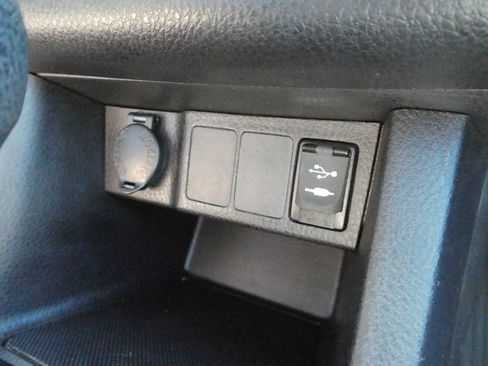 Used 2017 Toyota Corolla LE w/ Protection Package FWD image 26