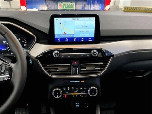 Used 2022 Ford Escape SE w/ Convenience Package image 18