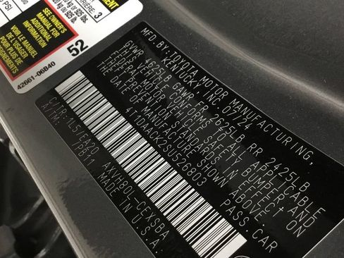Used 2025 Toyota Camry SE FWD image 7