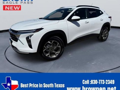 New 2026 Chevrolet Trax LT w/ LT Convenience Package image 1