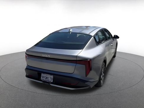 Used 2025 Kia K4 LXS FWD image 14