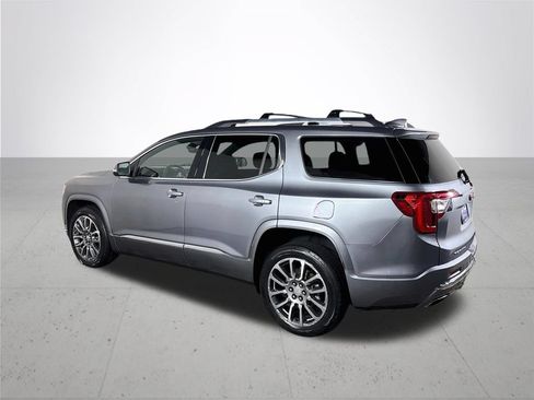 Used 2021 GMC Acadia Denali w/ Denali Ultimate Package AWD/4WD image 8