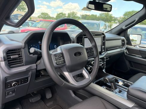 Used 2025 Ford F150 XLT w/ Equipment Group 302A MID AWD/4WD image 18