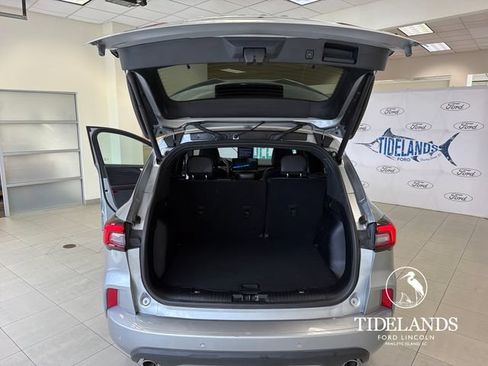 Certified 2023 Ford Escape ST-Line w/ Tech Pack #1 AWD/4WD image 12