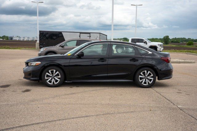 Used 2026 Honda Civic LX image 4