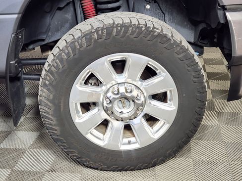 Used 2021 Ford F250 Platinum image 9