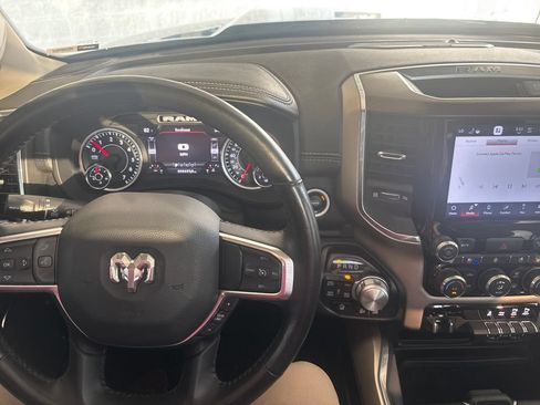 Used 2022 RAM 1500 Laramie AWD/4WD image 19