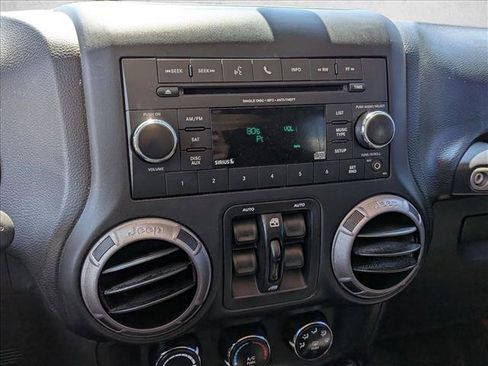 Used 2018 Jeep Wrangler Unlimited Sport S AWD/4WD image 12