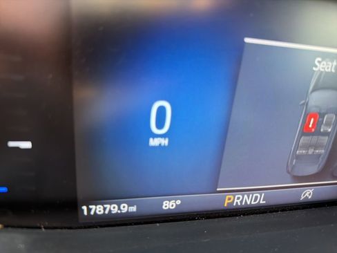 Used 2025 Ford Escape ST-Line image 21