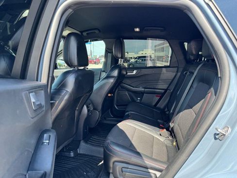 Used 2024 Ford Escape ST-Line Select w/ Tech Pack #1 AWD/4WD image 12