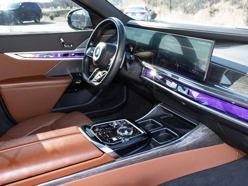 Used 2023 BMW 760i xDrive 760i xDrive image 71