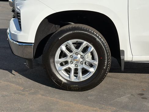 New 2026 Chevrolet Silverado 1500 LT image 9
