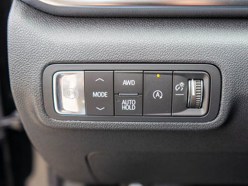 New 2026 GMC Terrain Elevation w/ Elevation Premium Package AWD/4WD image 17