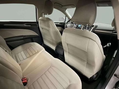 Used 2018 Ford Fusion S image 27