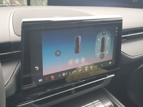 New 2026 Lincoln Nautilus Reserve image 25