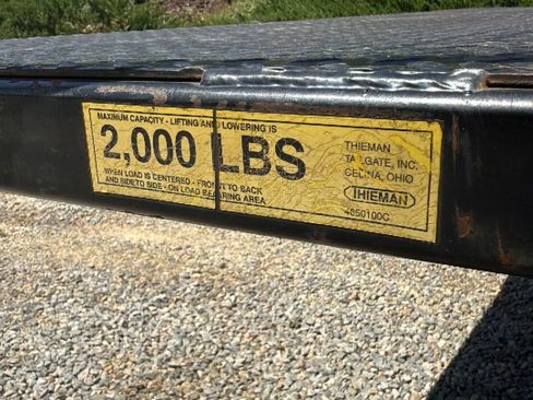 Used 2011 Ford E-450 and Econoline 450 Super Duty RWD image 21