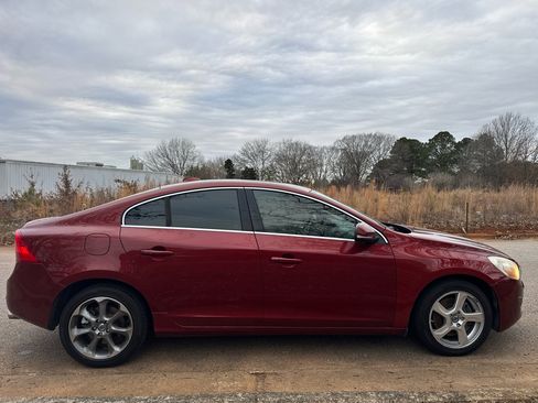 Used 2013 Volvo S60 T5 image 5